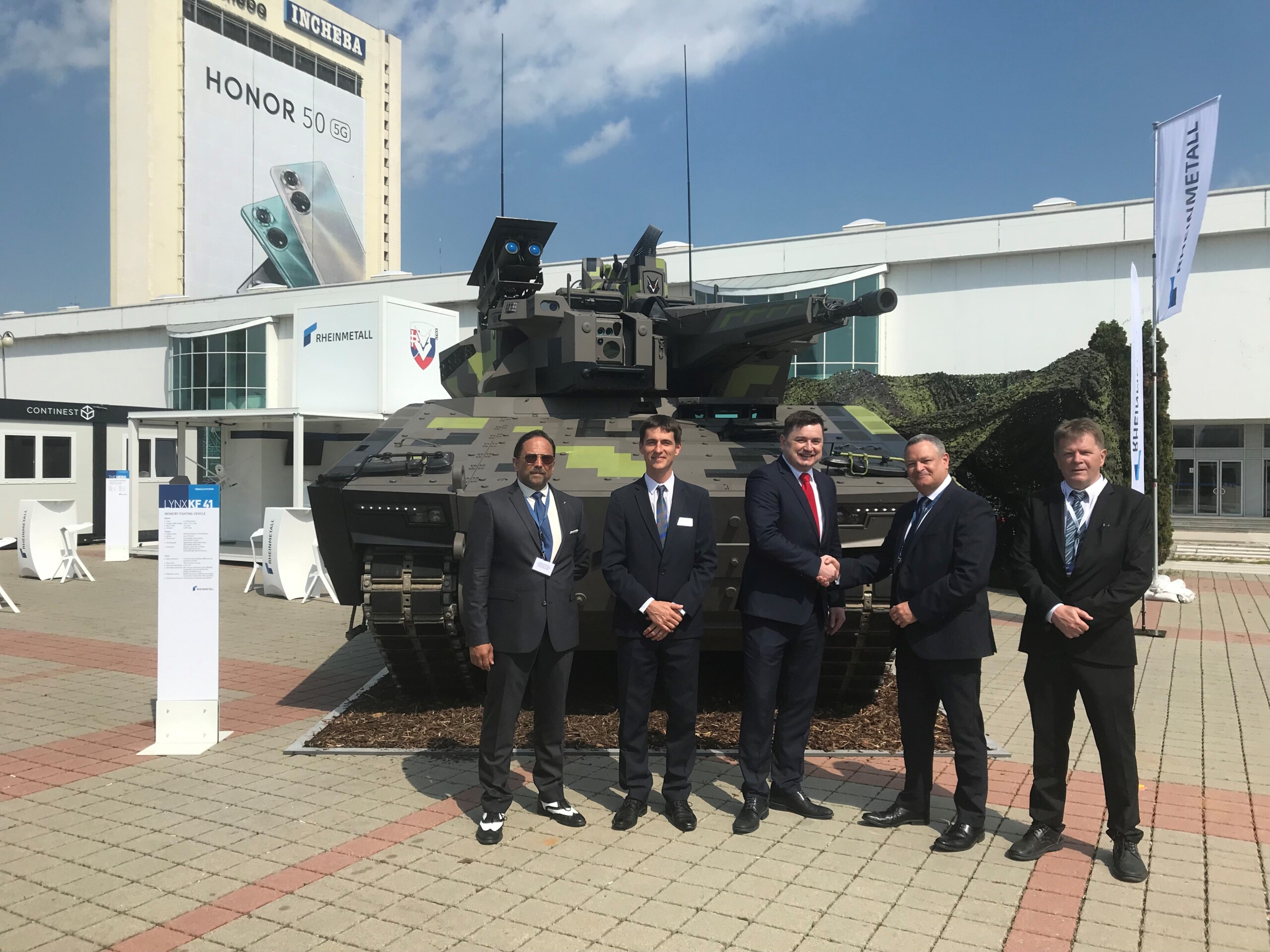 Ray Service and Rheinmetall signed two major contracts